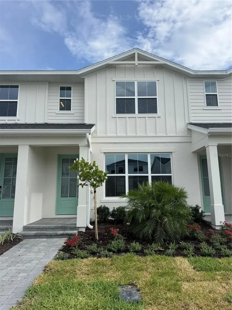 1868 Crowncrest Drives Apopka FL 32703