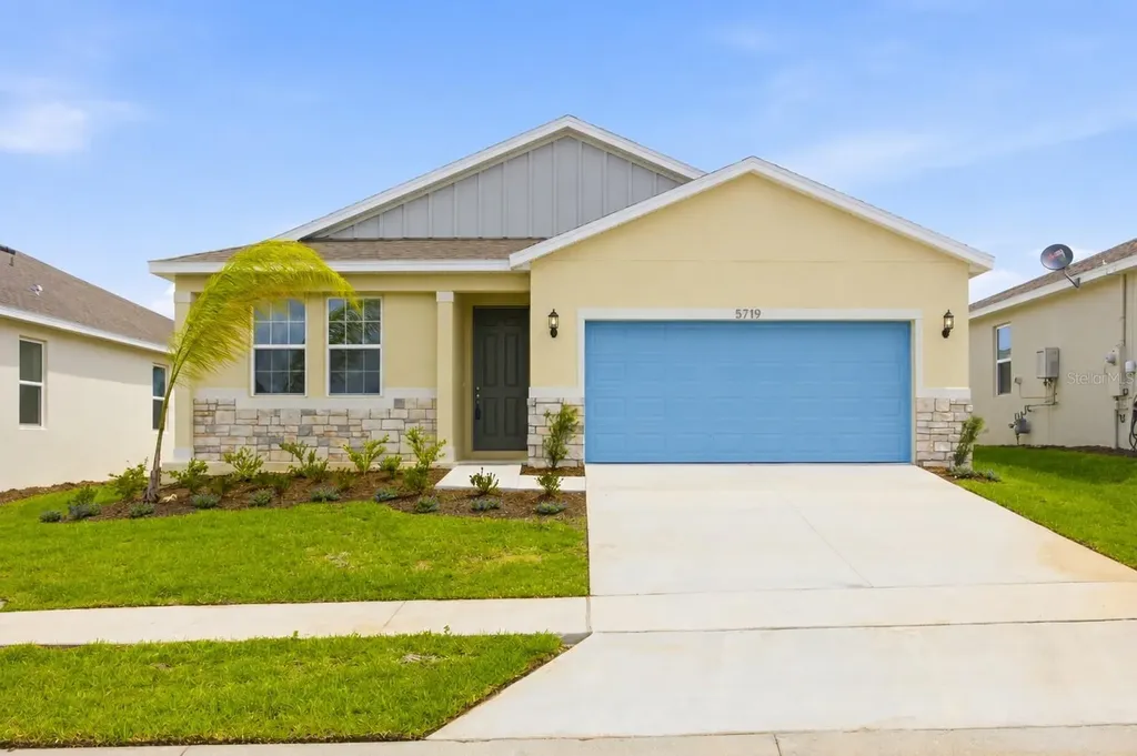 5719 Hiawassee Road Okahumpka FL 34762