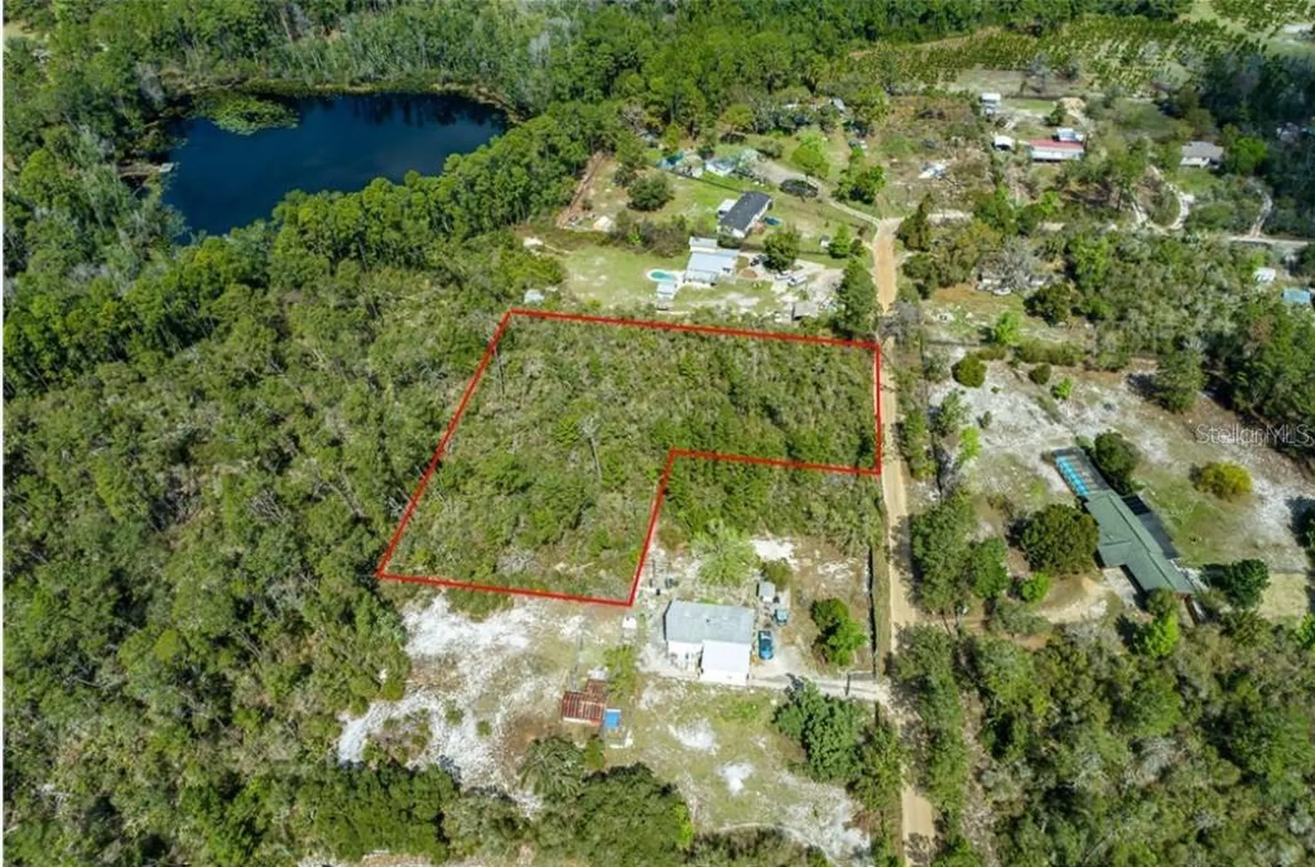 0 North Circle E Paisley FL 32767