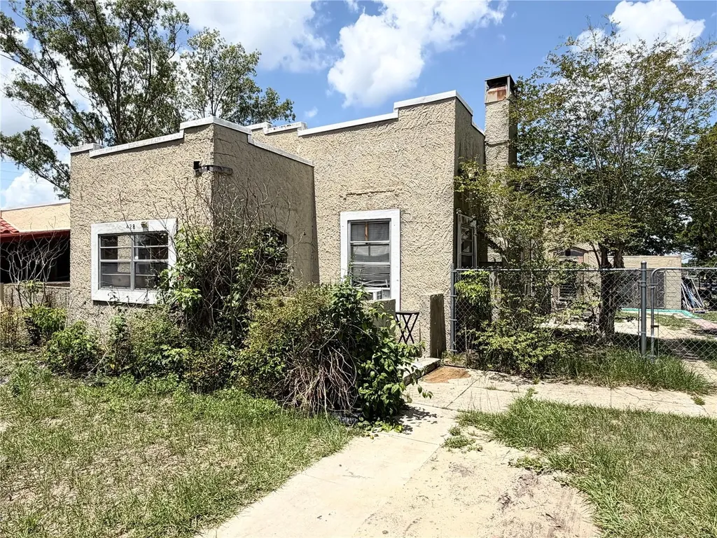 428 S 14th Street Haines City FL 33844