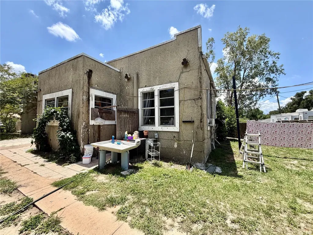 428 S 14th Street Haines City FL 33844
