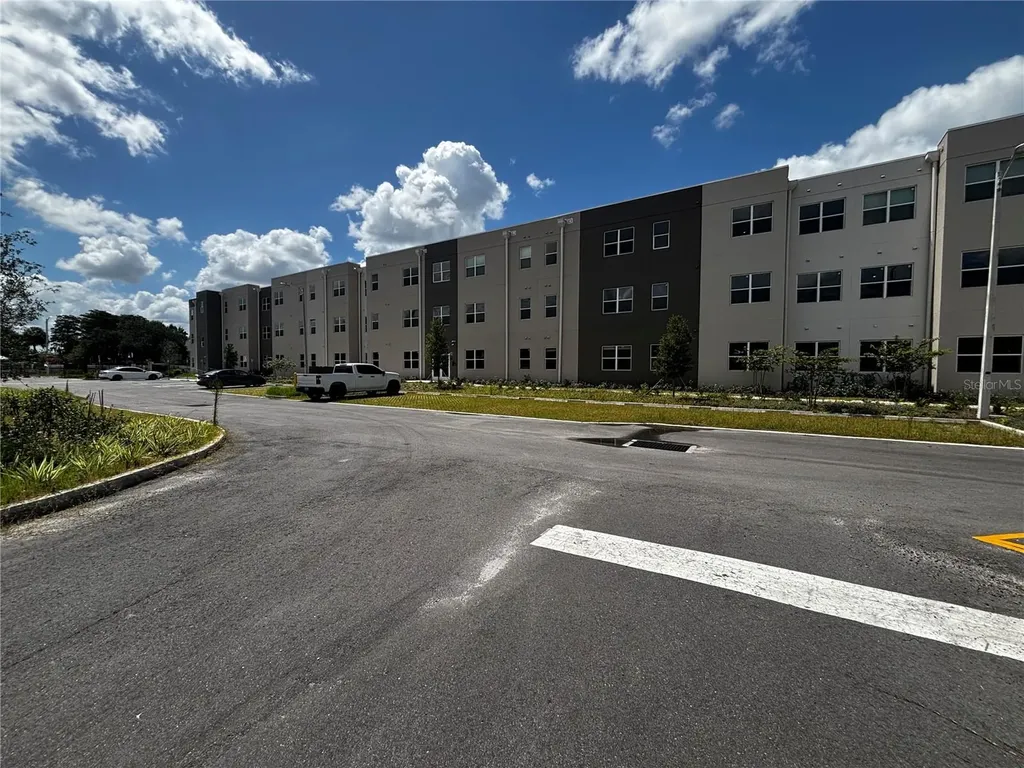 4424 S Texas Avenue Orlando FL 32839