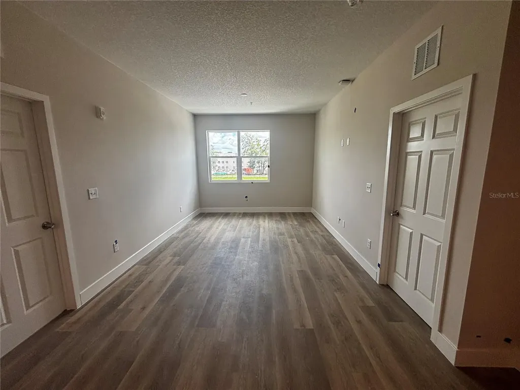 4424 S Texas Avenue Orlando FL 32839