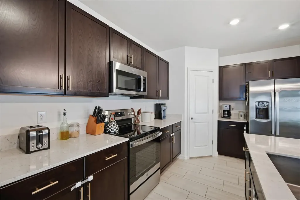 12547 Timber Moss Lane Riverview FL 33579