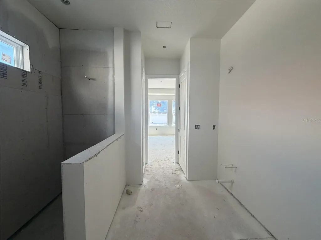 1002 W Charter Street Tampa FL 33603