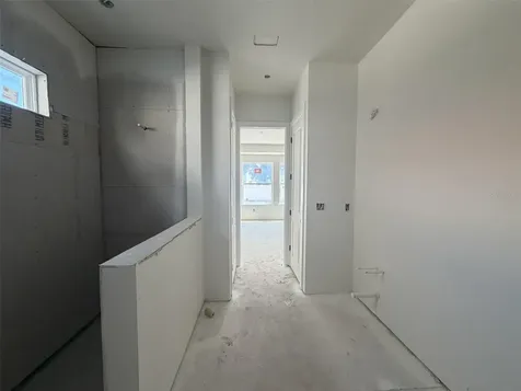 1002 W Charter Street Tampa FL 33603