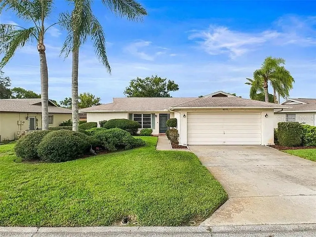 8210 Lora Del Rio Drive Port Richey FL 34668