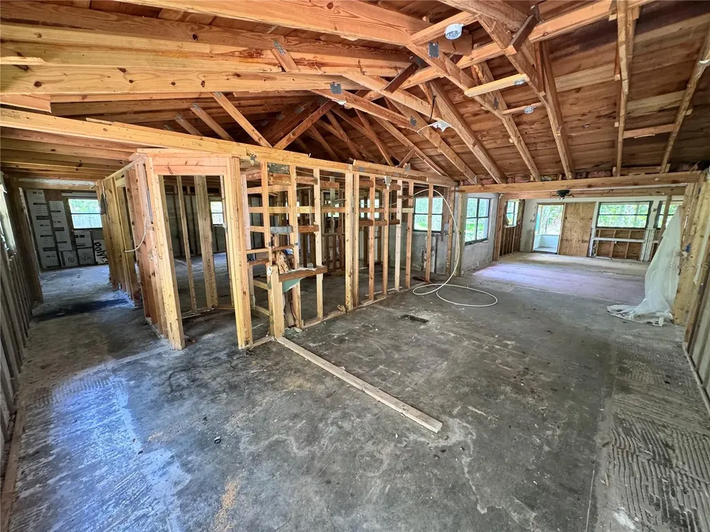 9010 Maiden Lane Aripeka FL 34679