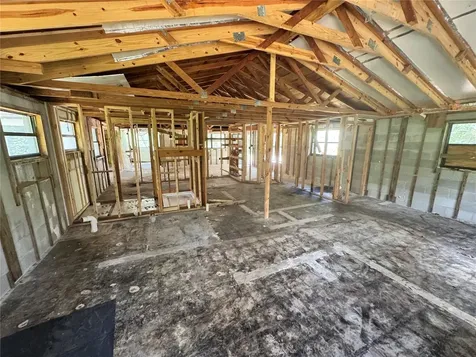 9010 Maiden Lane Aripeka FL 34679