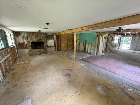 9010 Maiden Lane Aripeka FL 34679