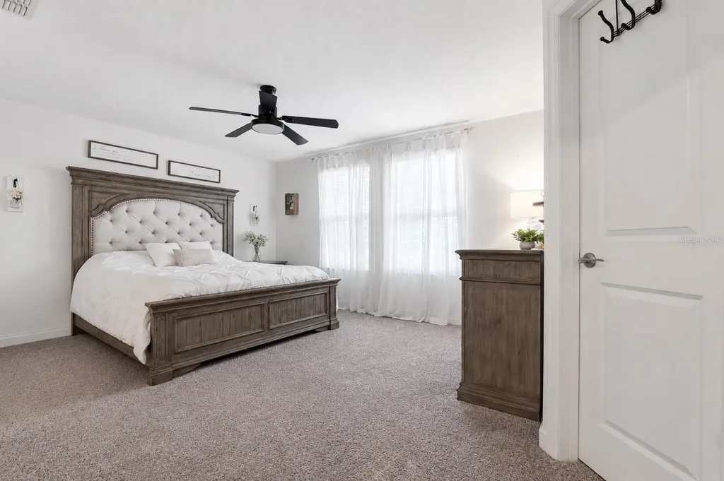 11813 Fiction Avenue Orlando FL 32832