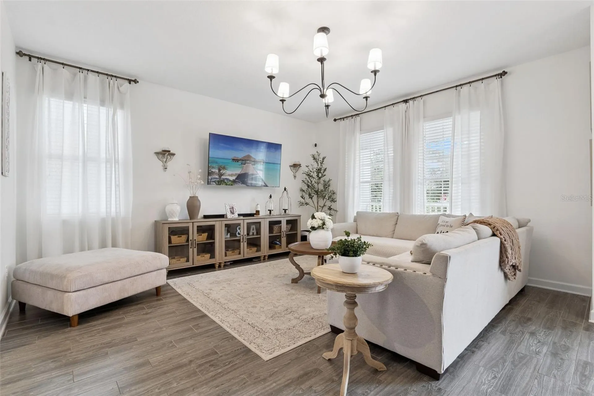 11813 Fiction Avenue Orlando FL 32832