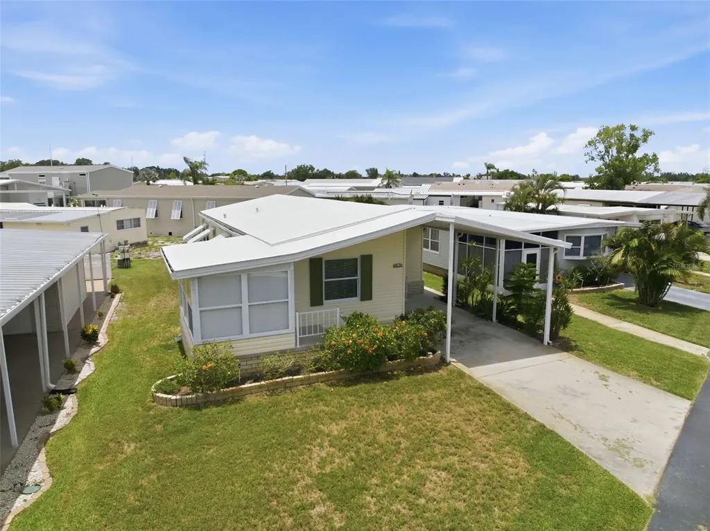 6826 Mount Orange Drive NE St Petersburg FL 33702