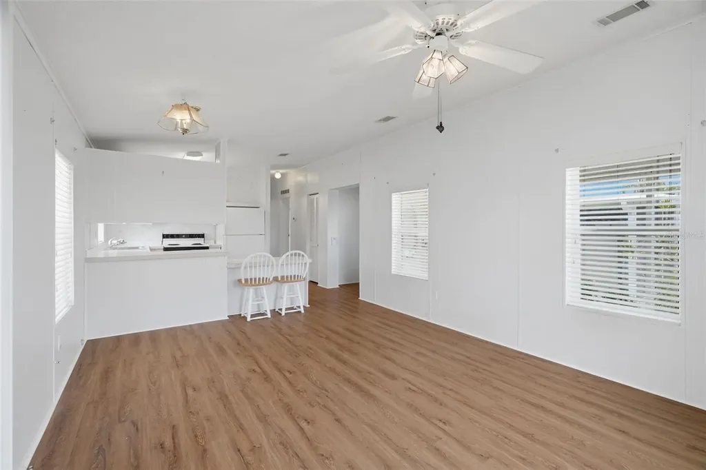 6826 Mount Orange Drive NE St Petersburg FL 33702