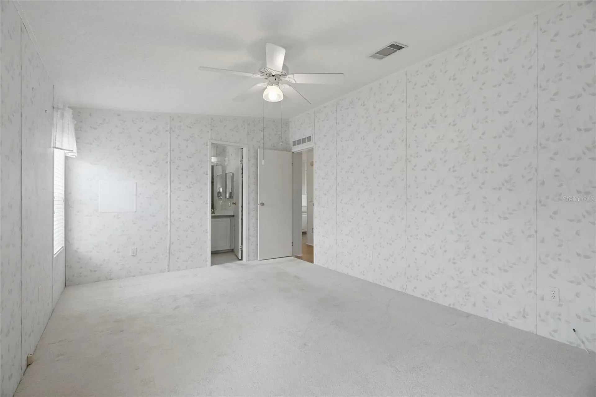 6826 Mount Orange Drive NE St Petersburg FL 33702