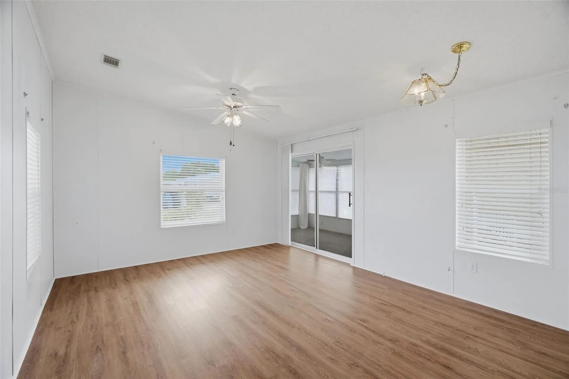 6826 Mount Orange Drive NE St Petersburg FL 33702