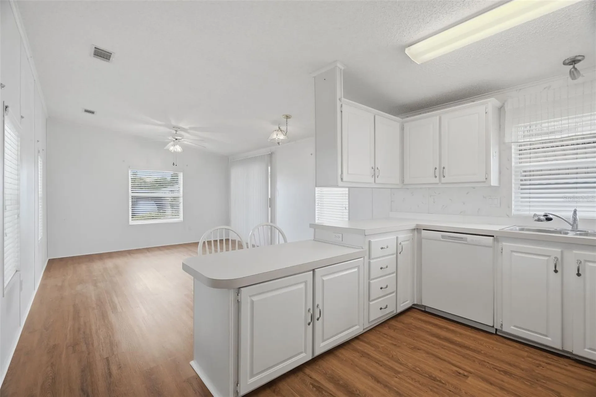 6826 Mount Orange Drive NE St Petersburg FL 33702