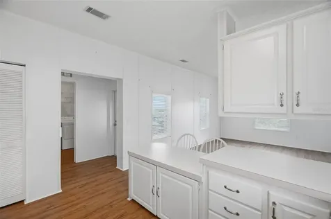 6826 Mount Orange Drive NE St Petersburg FL 33702