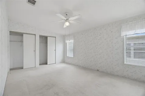 6826 Mount Orange Drive NE St Petersburg FL 33702