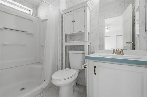6826 Mount Orange Drive NE St Petersburg FL 33702