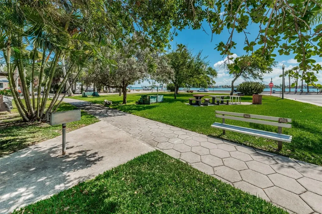 504 70th Avenue St Pete Beach FL 33706