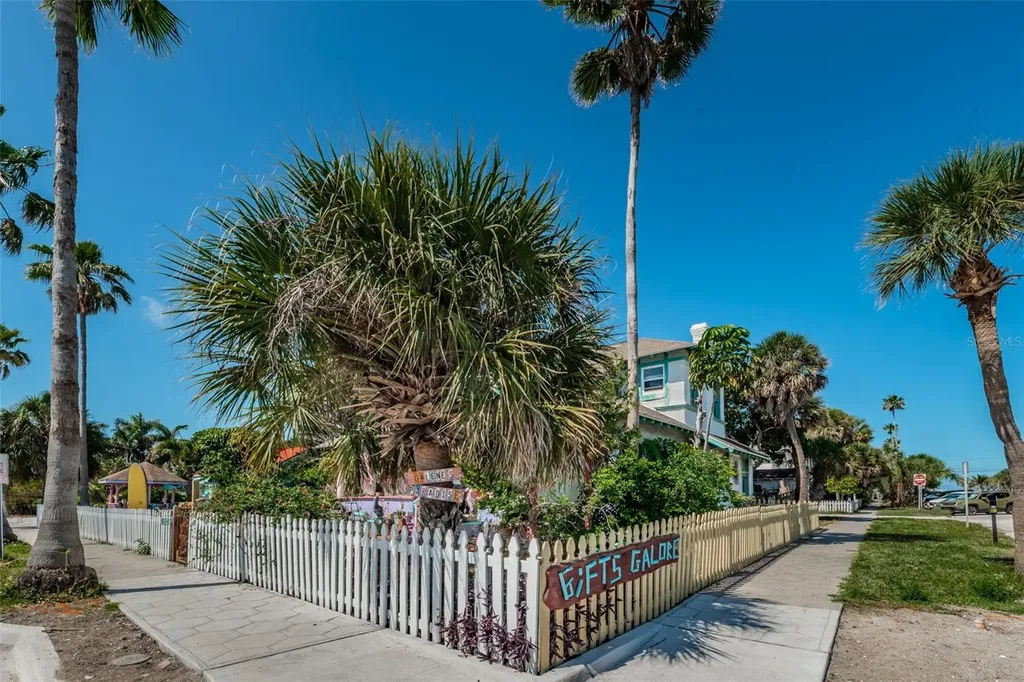 504 70th Avenue St Pete Beach FL 33706