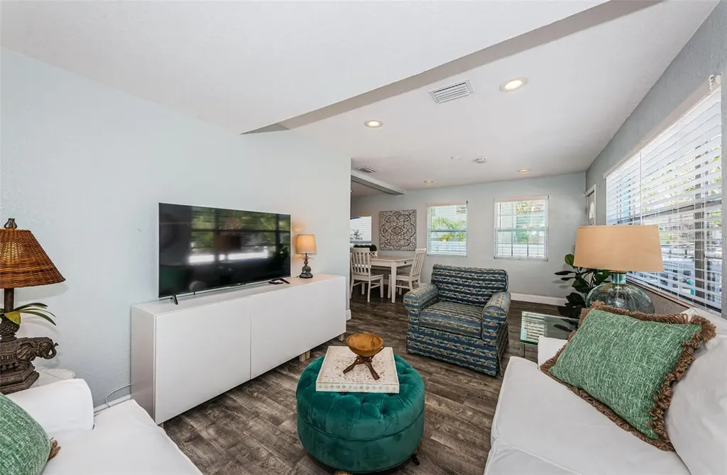 504 70th Avenue St Pete Beach FL 33706