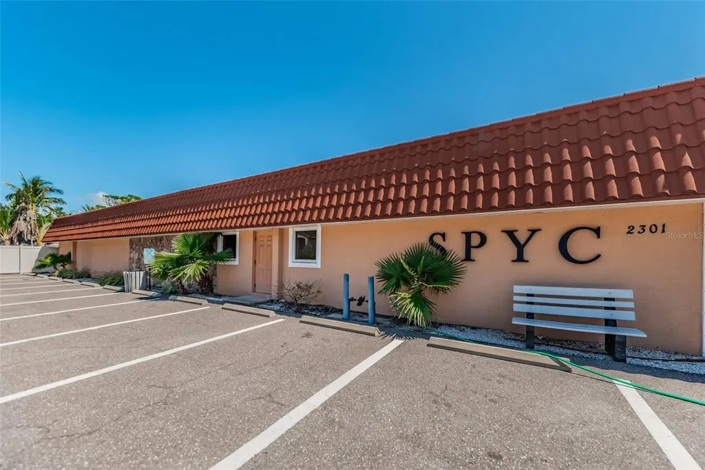 504 70th Avenue St Pete Beach FL 33706