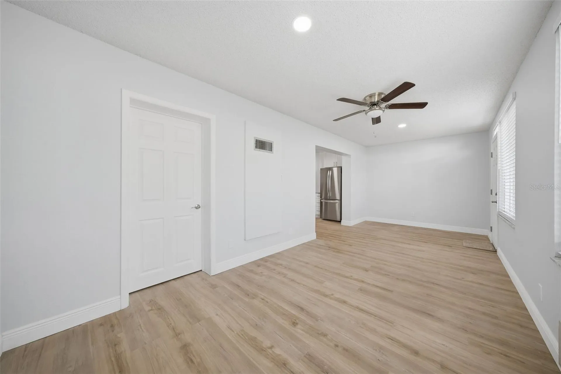2401 Ecuadorian Way Clearwater FL 33763