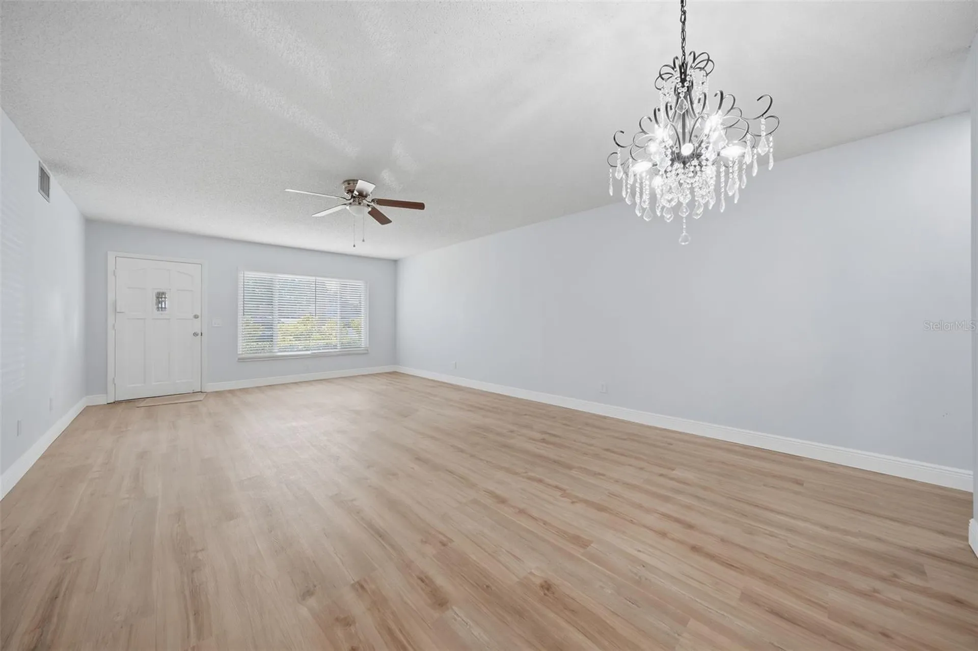2401 Ecuadorian Way Clearwater FL 33763