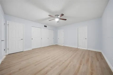 2401 Ecuadorian Way Clearwater FL 33763