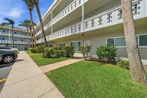2401 Ecuadorian Way Clearwater FL 33763
