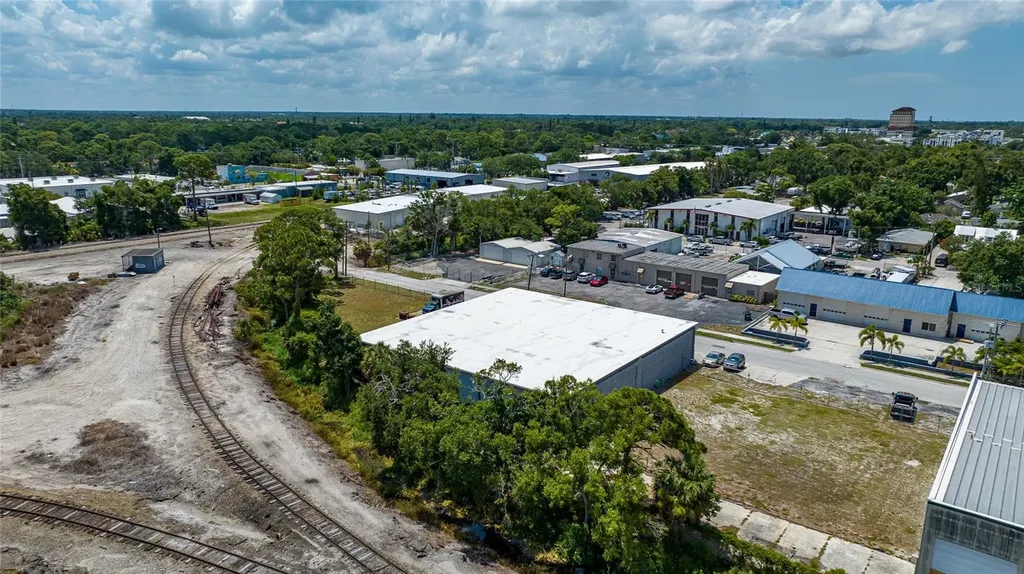 2169 10th Street Sarasota FL 34237