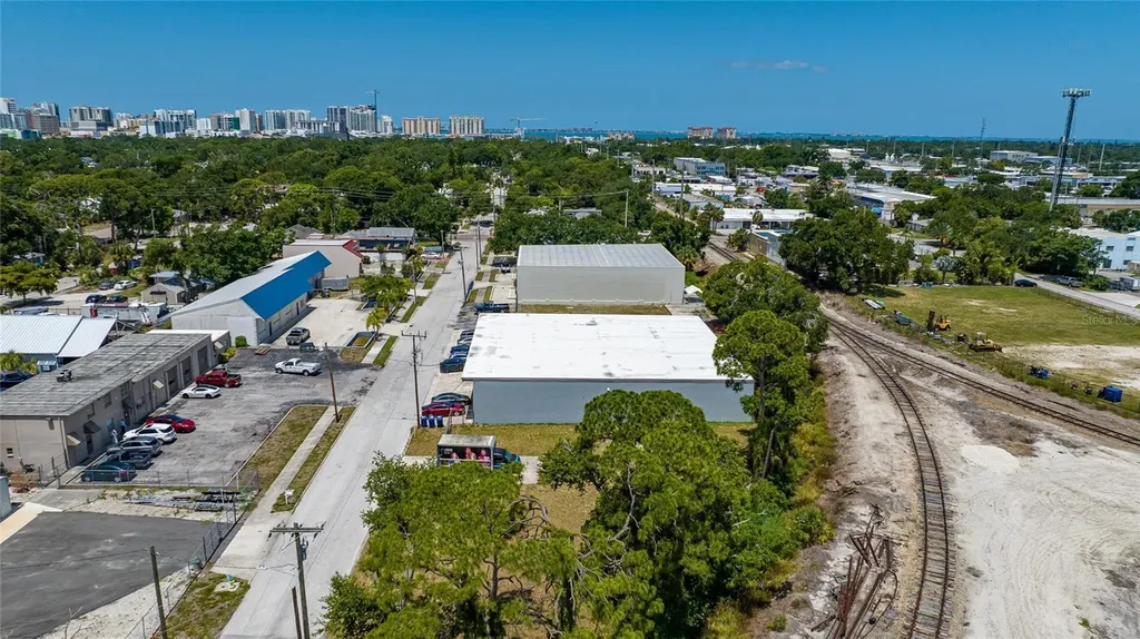 2169 10th Street Sarasota FL 34237