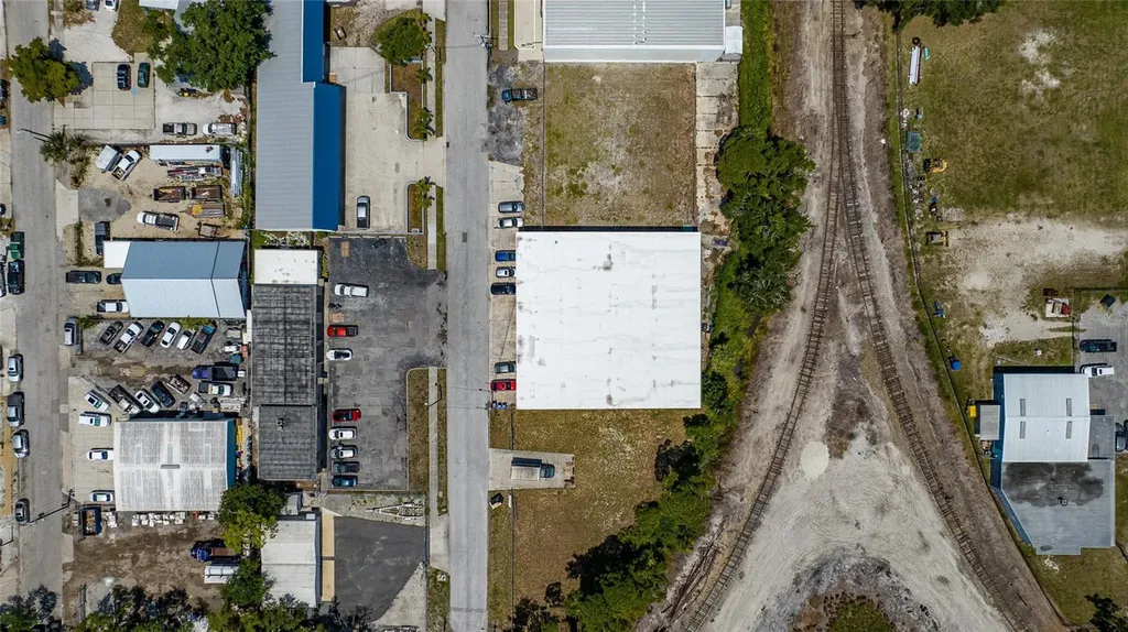 2169 10th Street Sarasota FL 34237