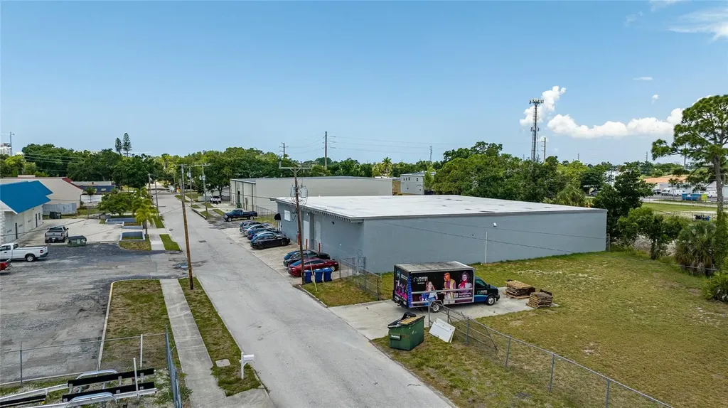 2169 10th Street Sarasota FL 34237