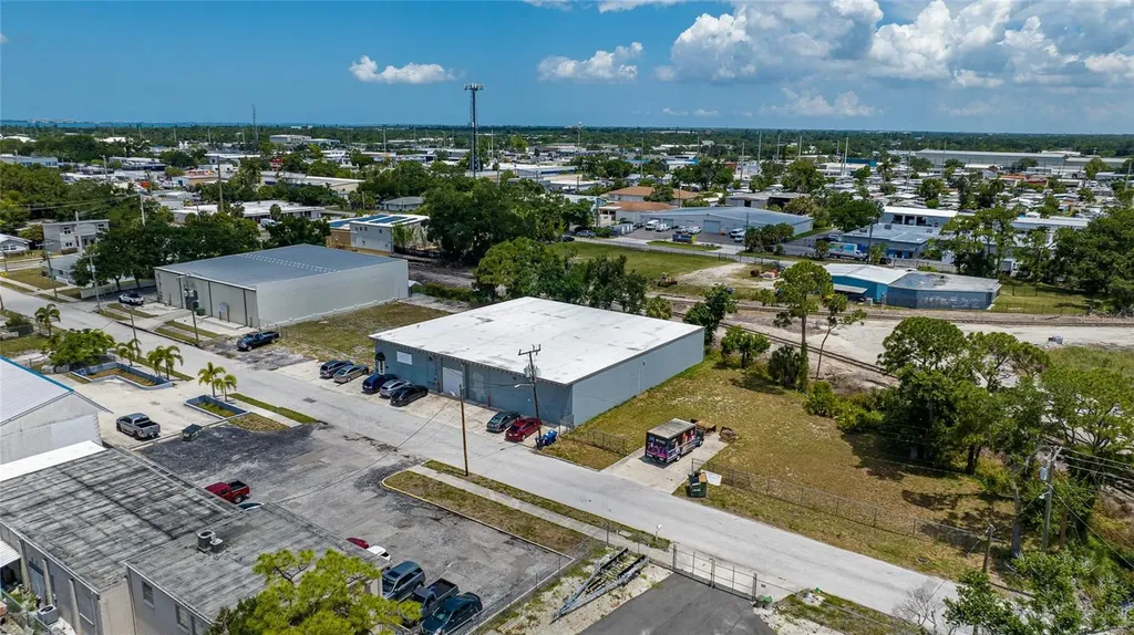 2169 10th Street Sarasota FL 34237