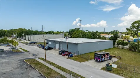 2169 10th Street Sarasota FL 34237