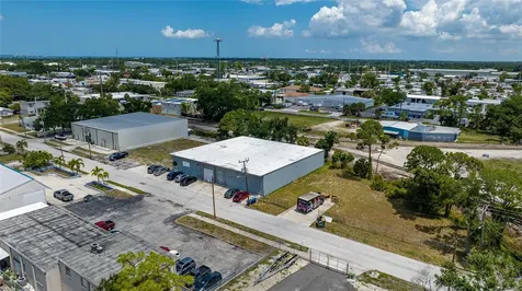 2169 10th Street Sarasota FL 34237