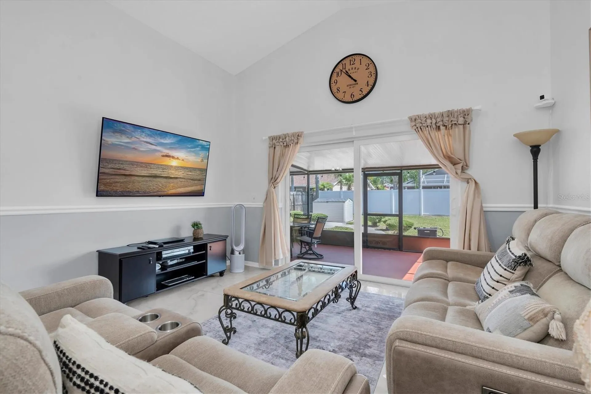 11113 Bloomington Drive Tampa FL 33635