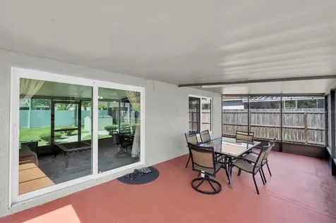 11113 Bloomington Drive Tampa FL 33635