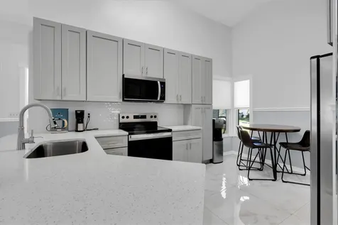 11113 Bloomington Drive Tampa FL 33635