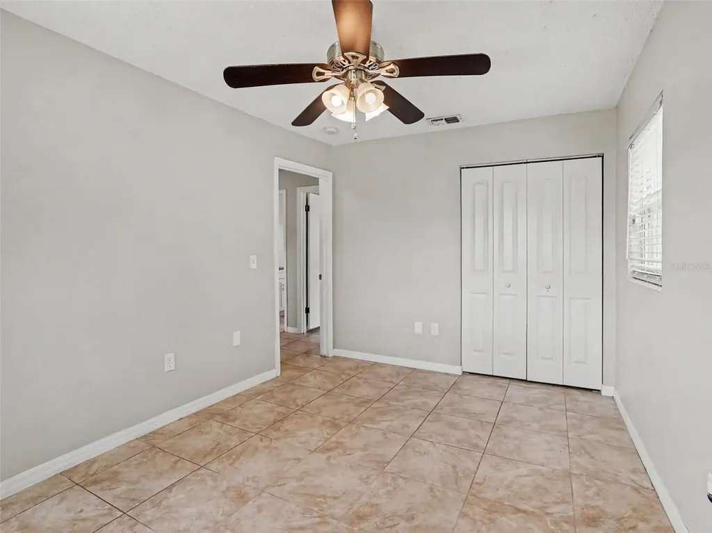 3255 Kelvington Drive Orlando FL 32810