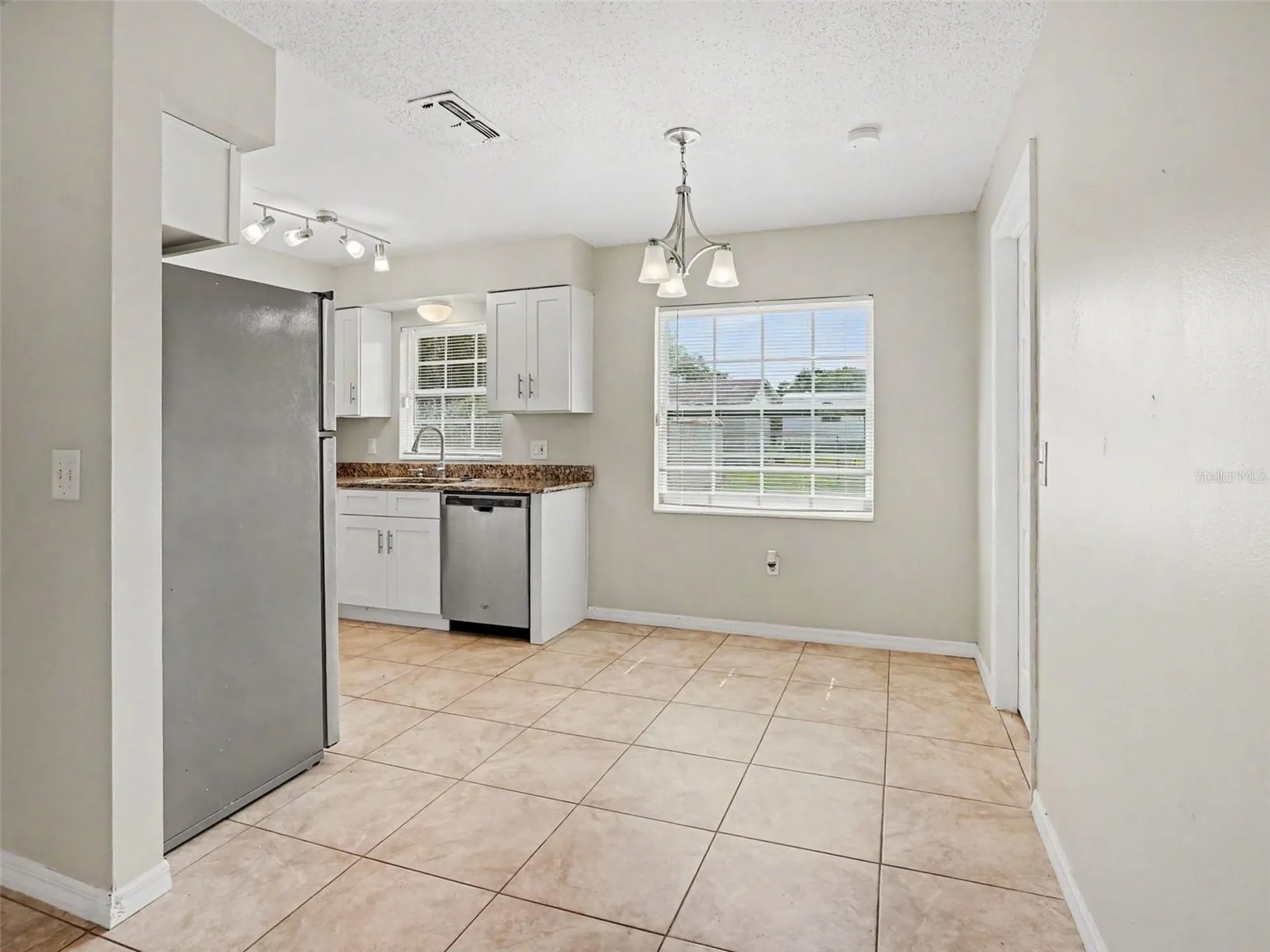 3255 Kelvington Drive Orlando FL 32810