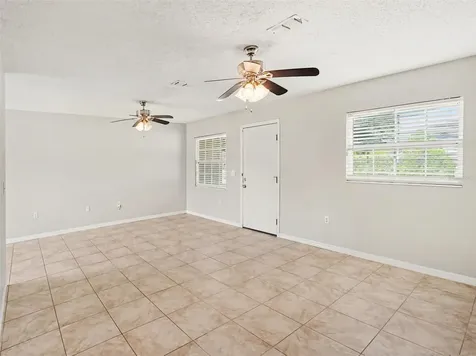 3255 Kelvington Drive Orlando FL 32810