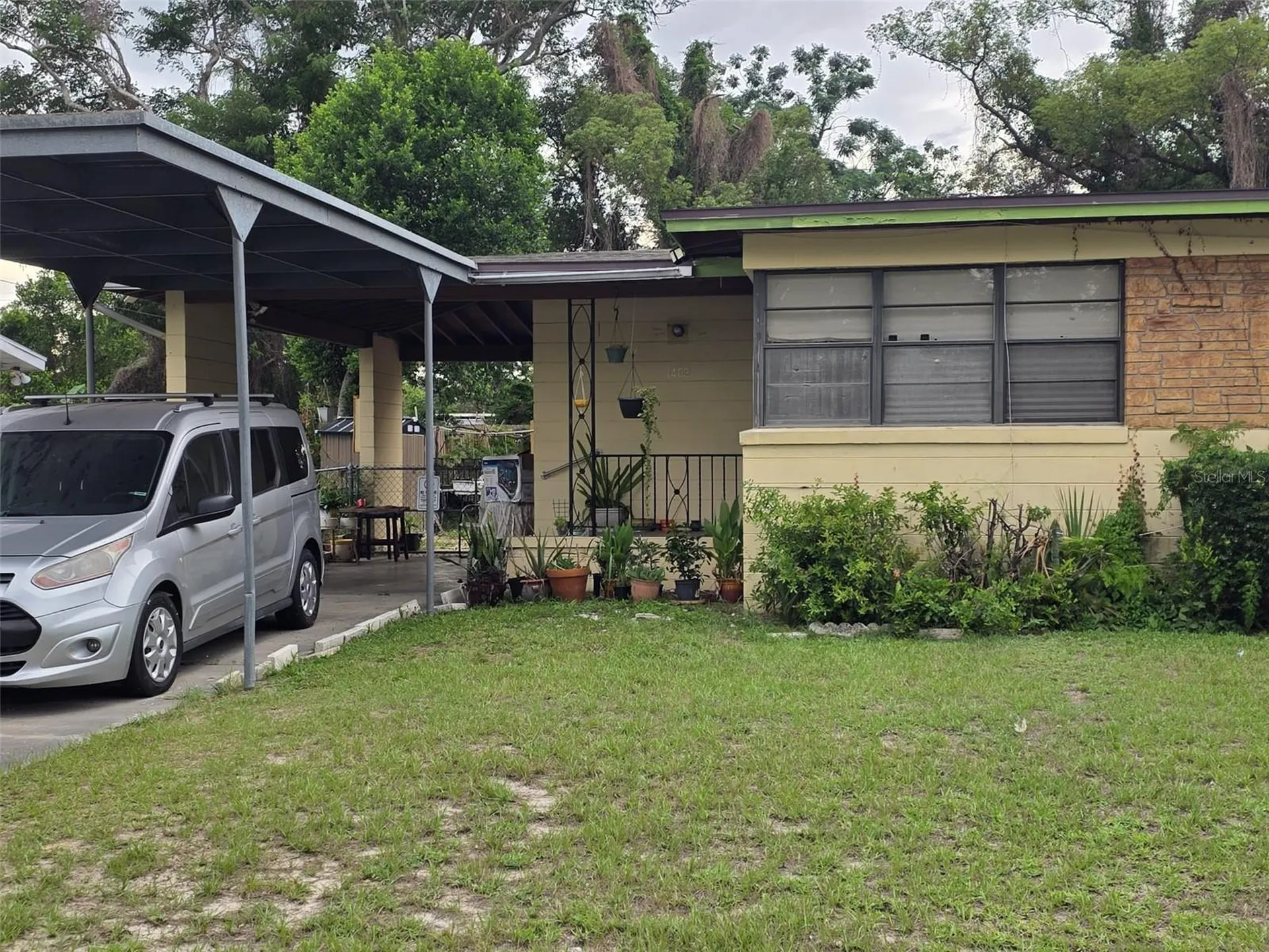 1406 Hialeah Drive Orlando FL 32808