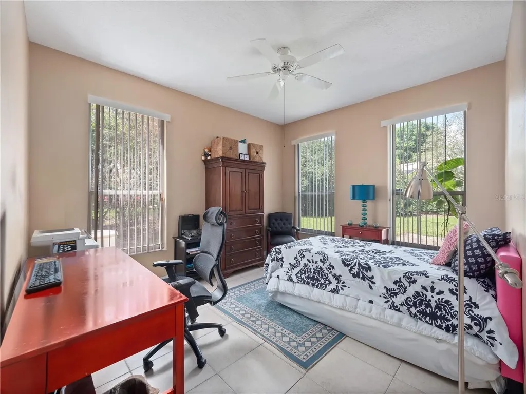 10221 Lundy Court Orlando FL 32836