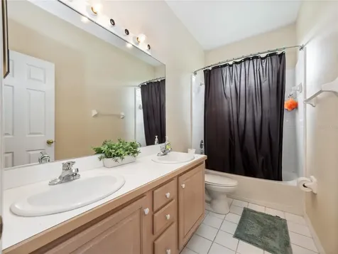 10221 Lundy Court Orlando FL 32836
