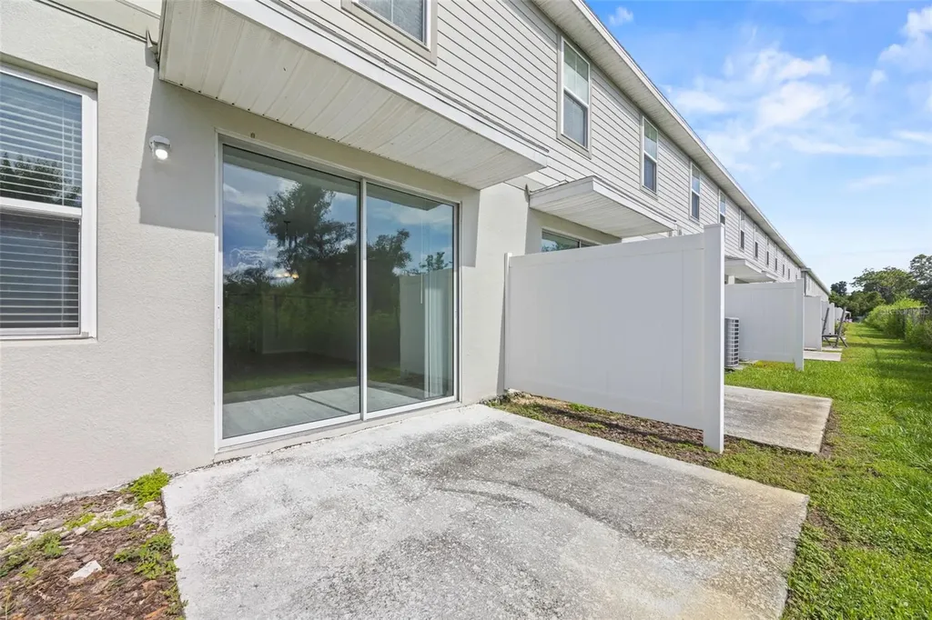 6321 Tillandsia Place Tampa FL 33610