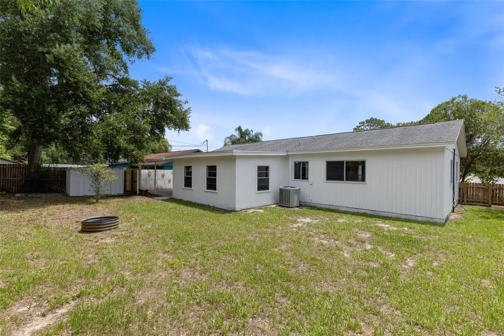 208 Avalone Drive Apopka FL 32703